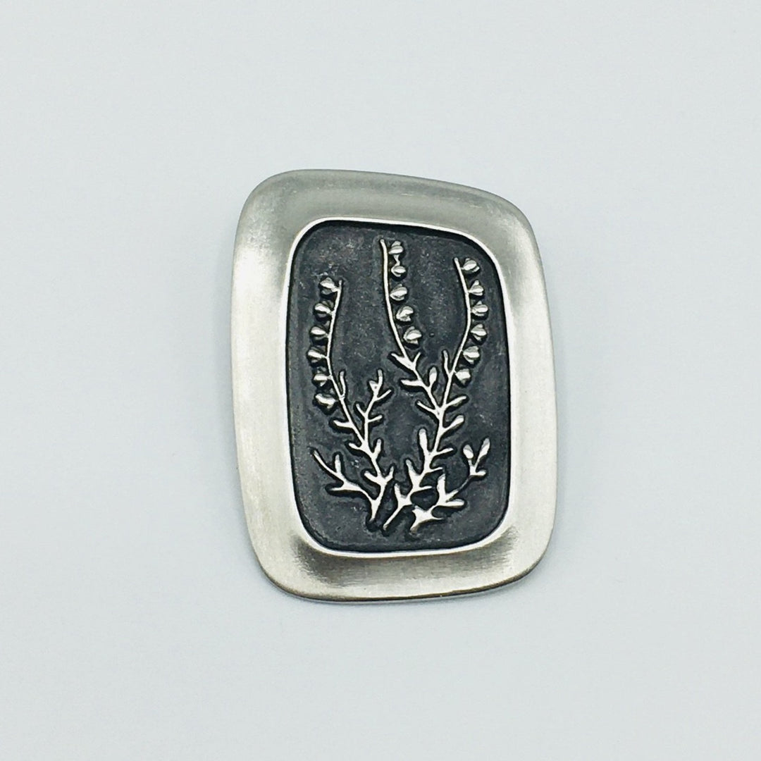 Swedish Pewter Province Flower Pin - Västergötland Heather