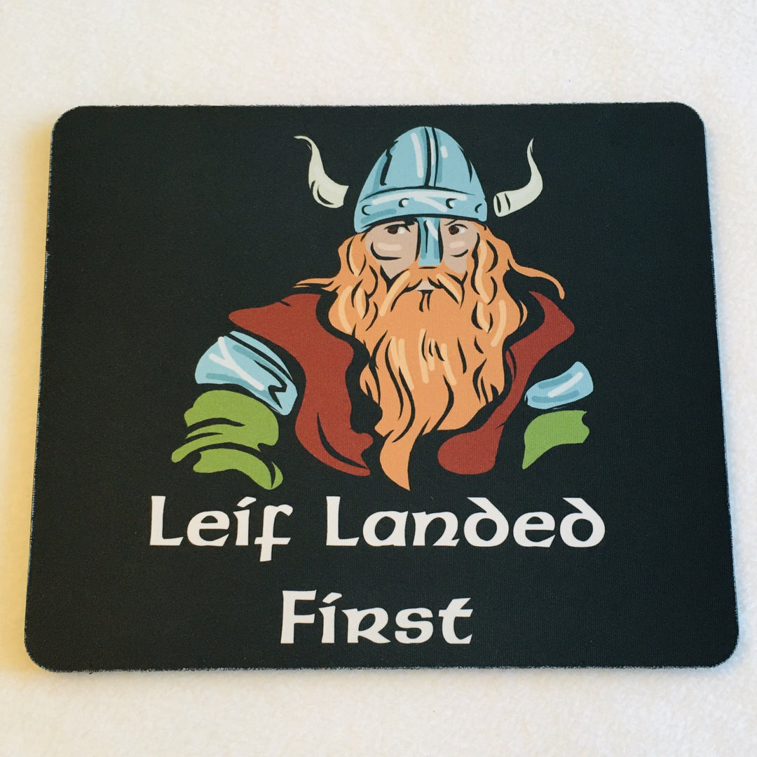 Mousepad - Leif landed first