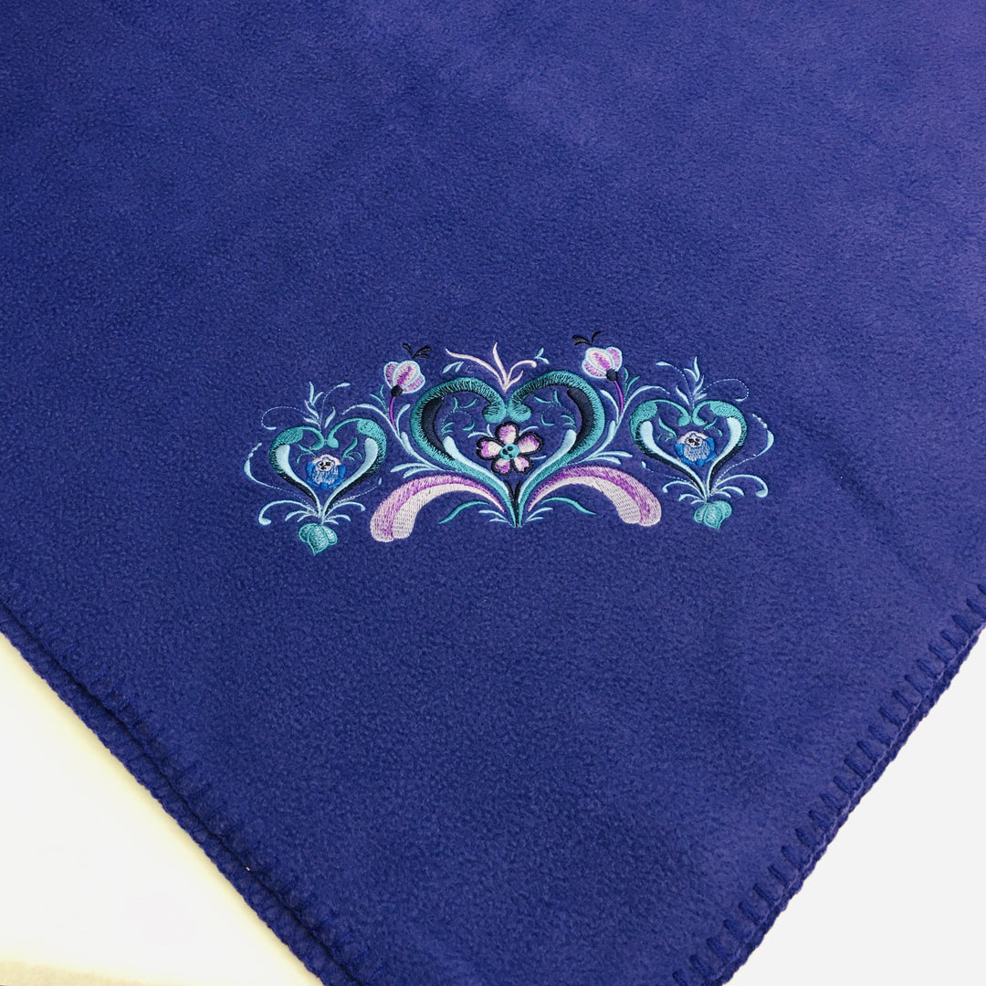 Fleece Throw Blanket - Rosemaling Hearts