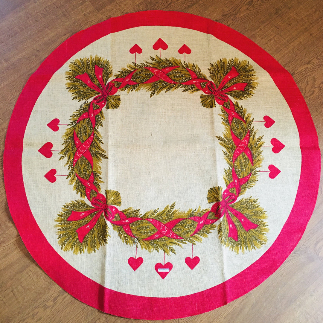 Hearts & Wheat Tree Mat