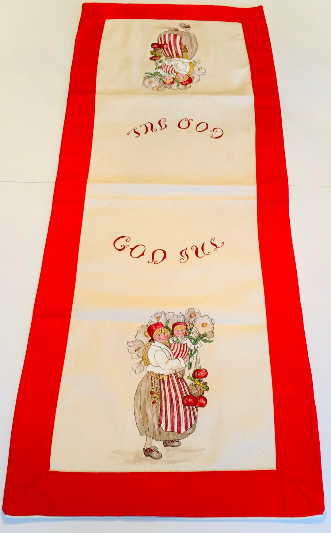 Hand Made God Jul Table Runner Two girls