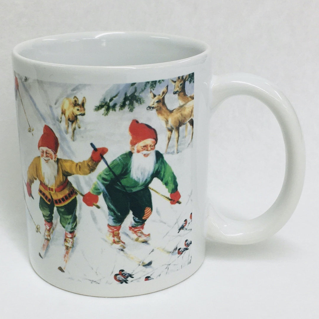 Skiing Tomtar coffee mug