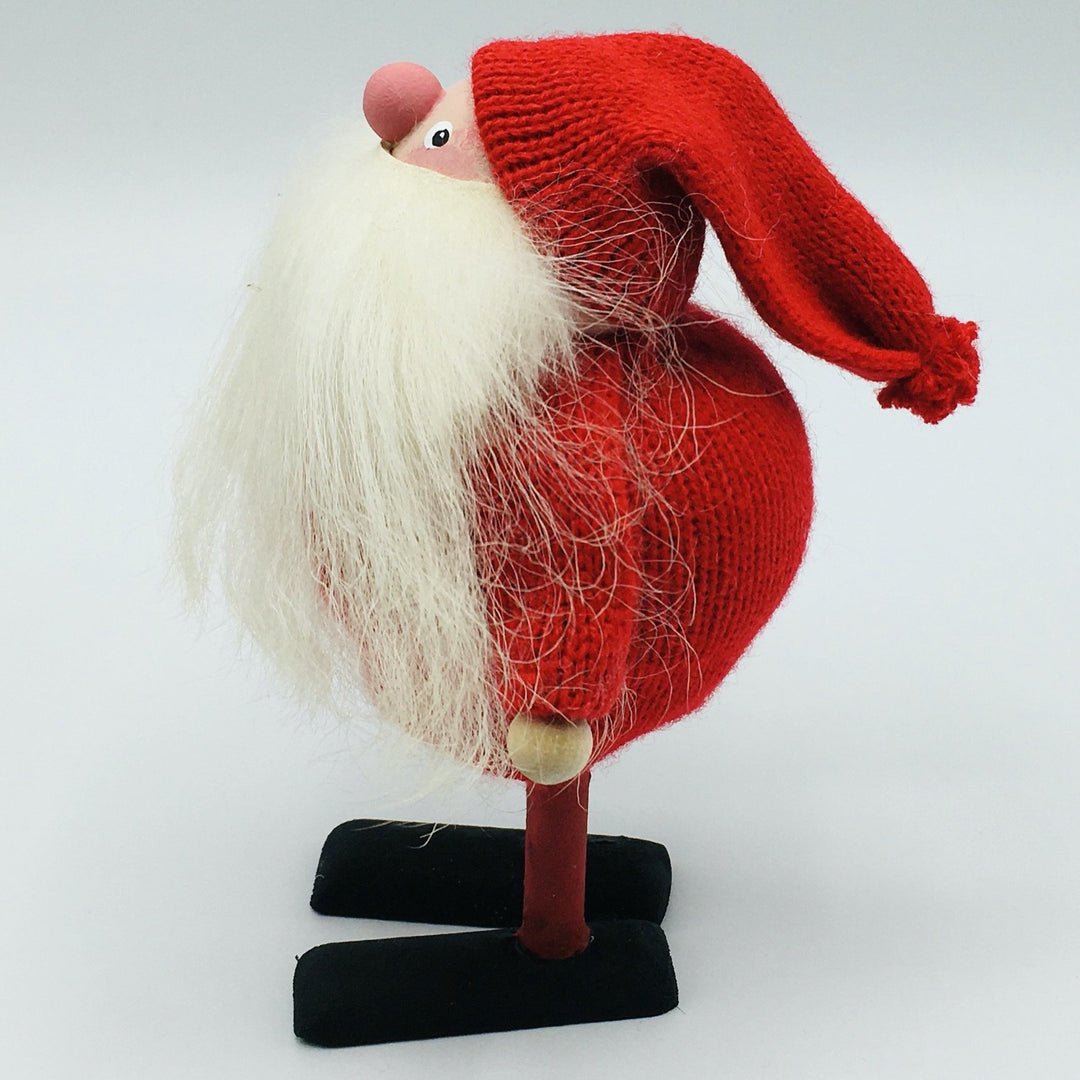 Hand made pudgy tomte with big feet