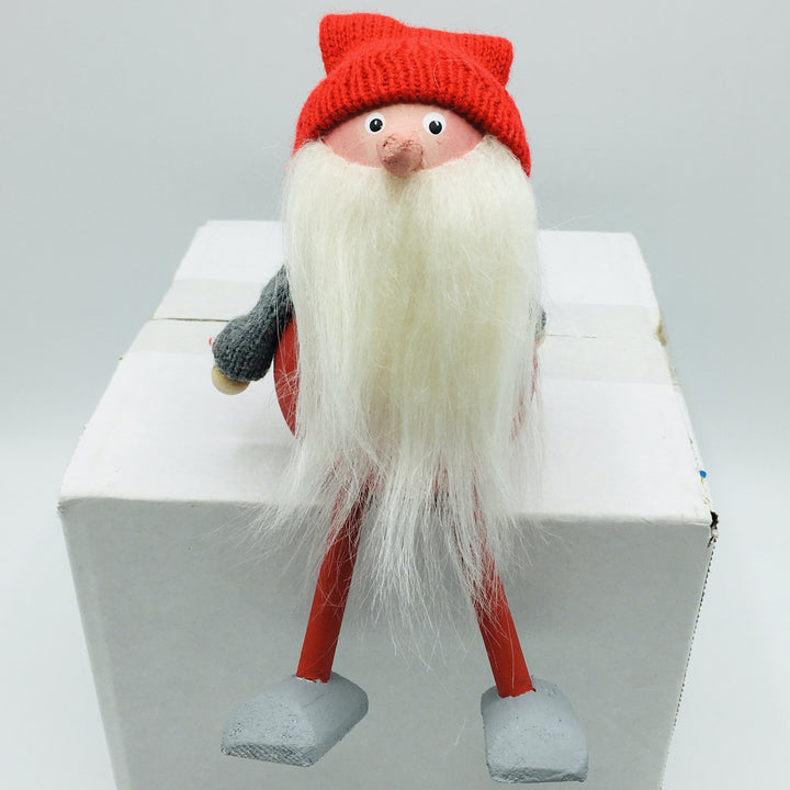 Hand made tomte edge sitter