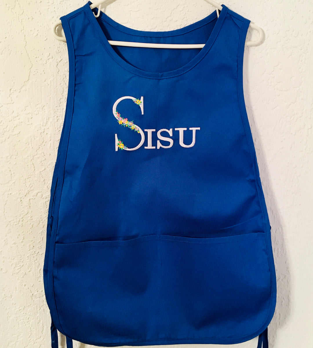 Smock style Apron - Embroidered Sisu with Flwers