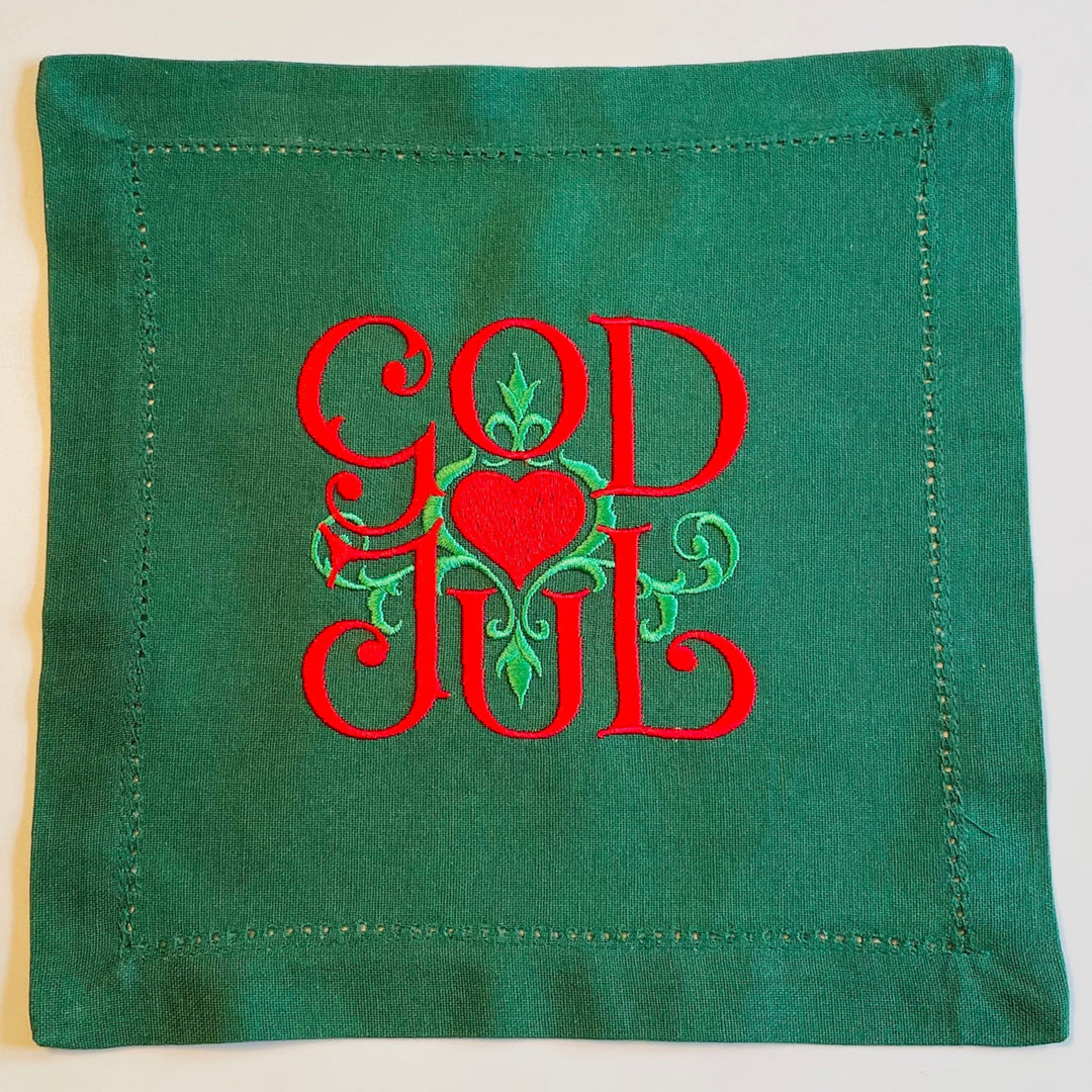 Small Square Doily Embroidered God Jul on Green