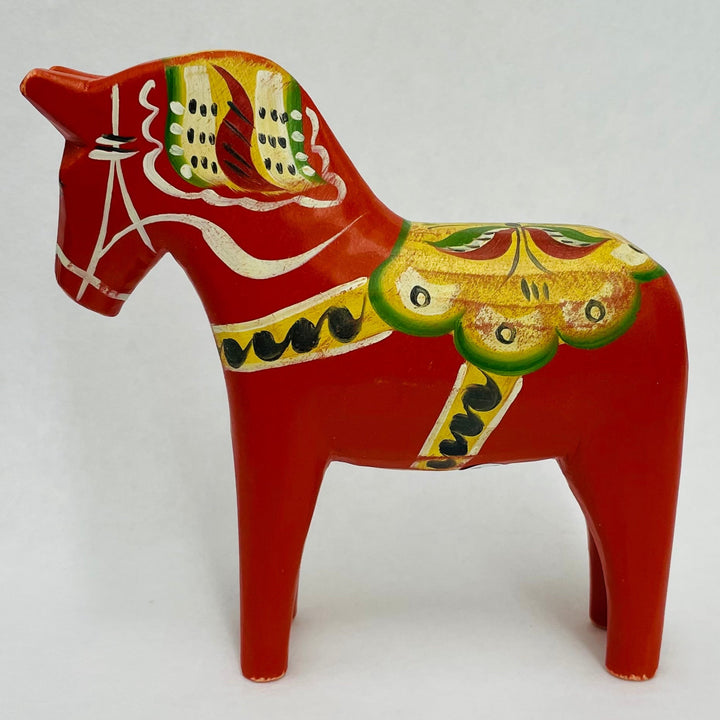 Traditional Gammelhäst distressed 5" wooden Dala horse