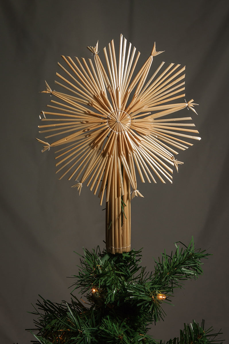 Straw Tree topper 10"